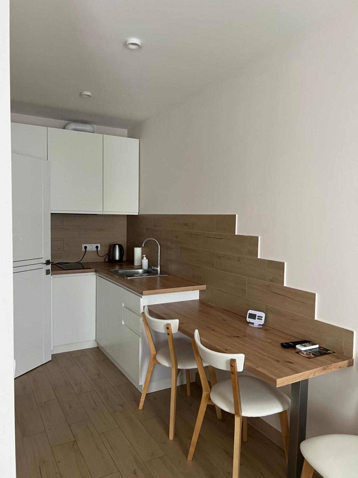 Жк «Сонячний Квартал» Apartment Solochyn Exterior photo