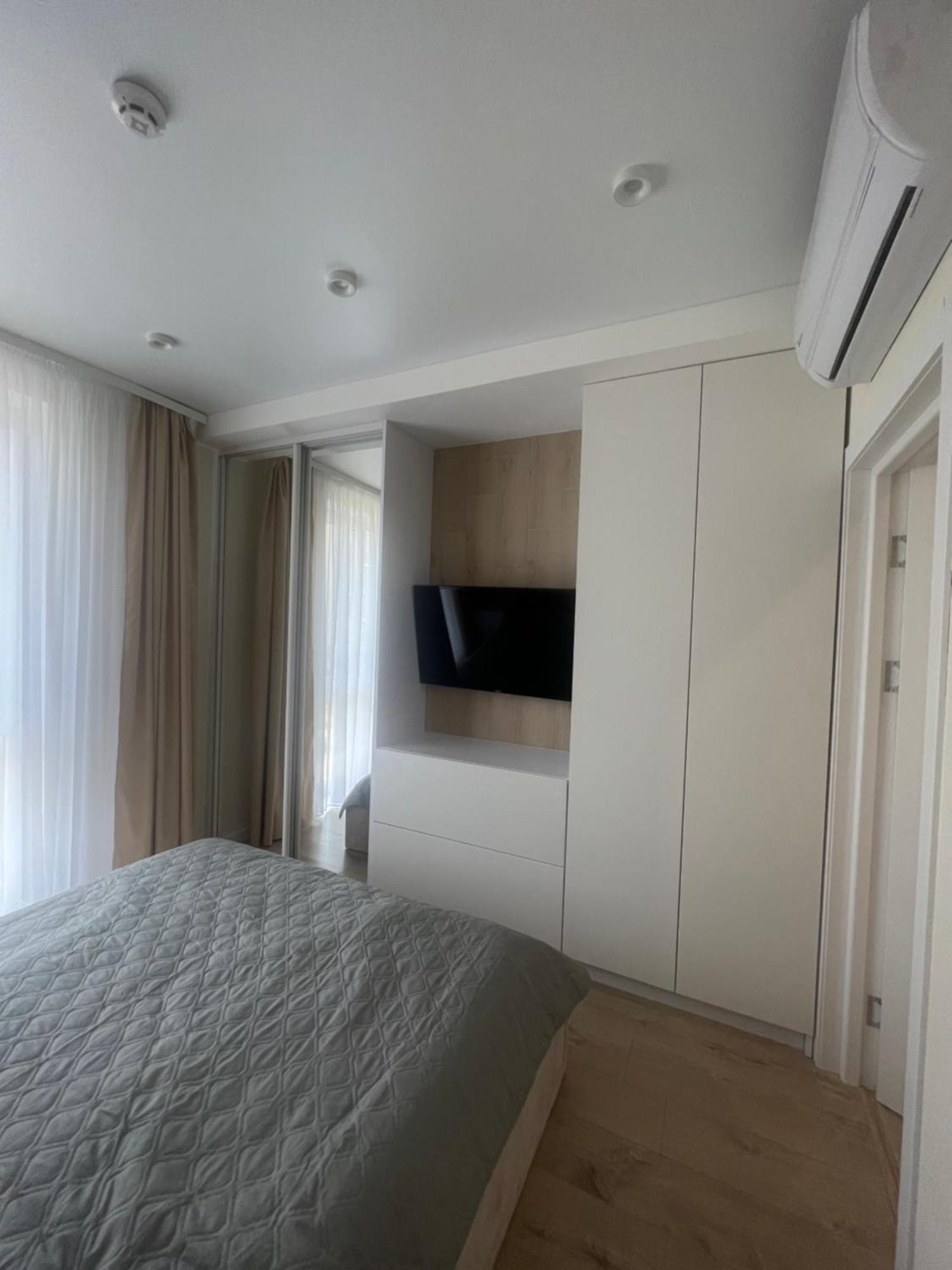 Жк «Сонячний Квартал» Apartment Solochyn Exterior photo