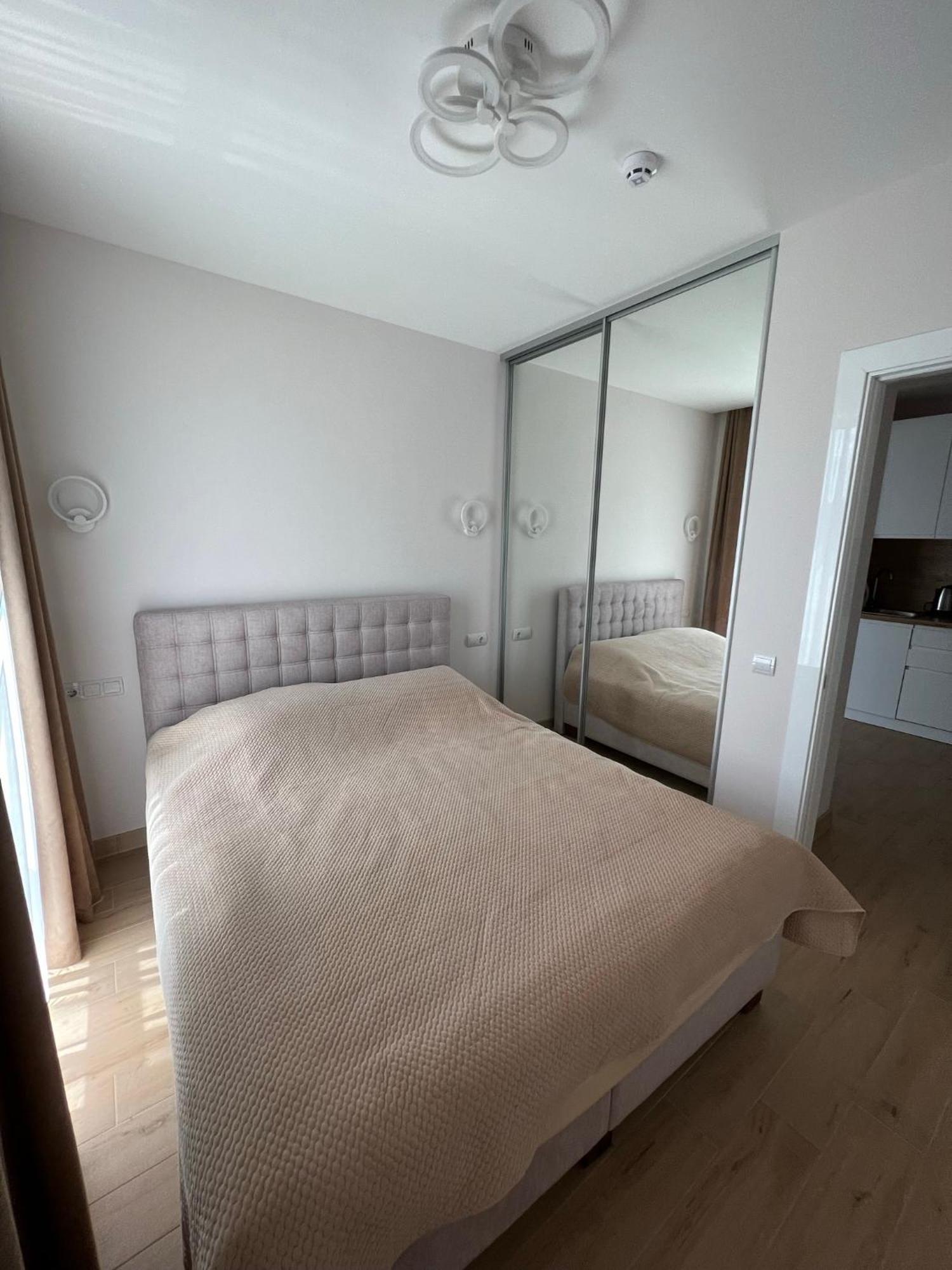 Жк «Сонячний Квартал» Apartment Solochyn Exterior photo
